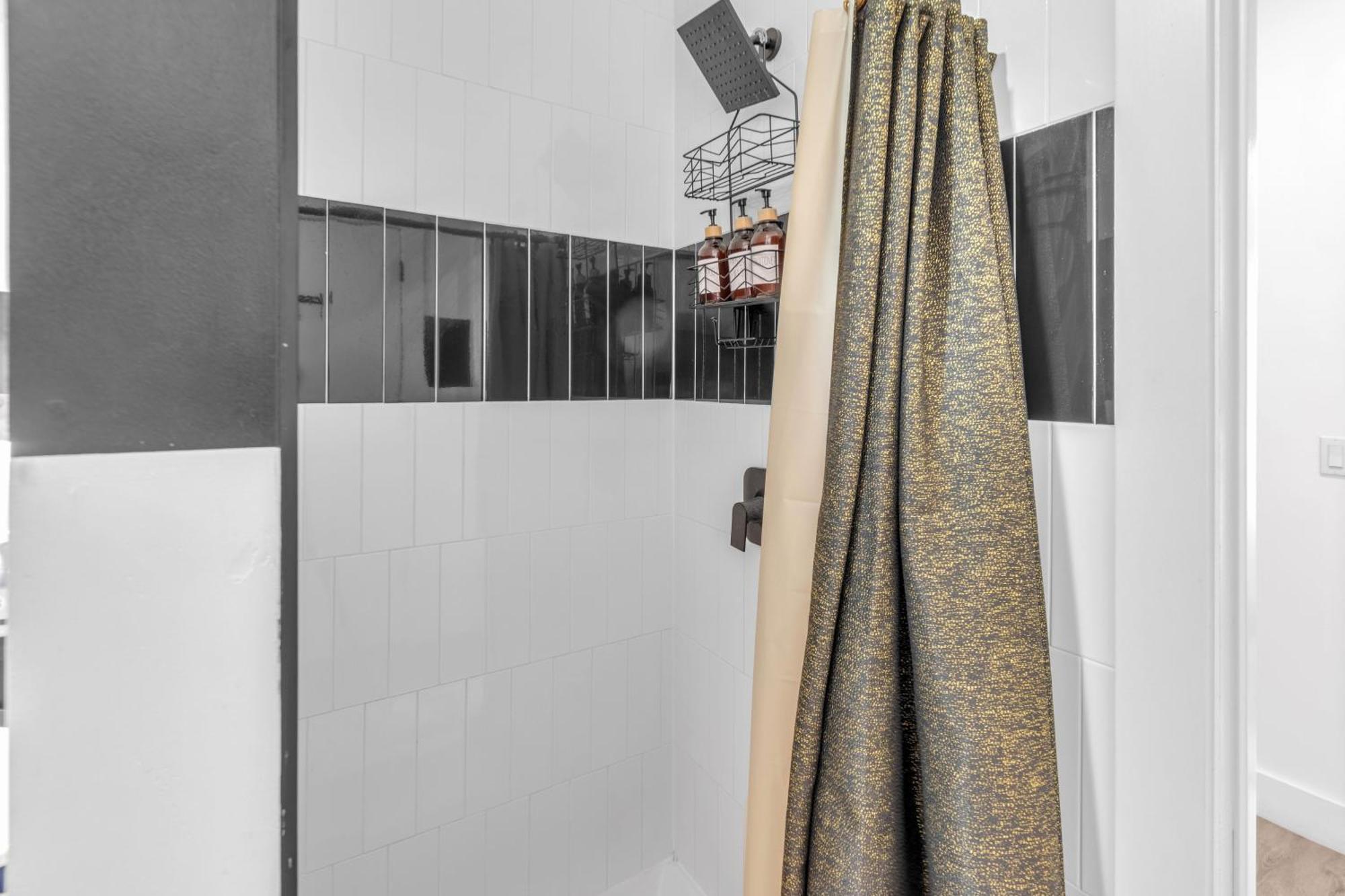 엘리자베스 Royal Oasis Indoor Pool, Free Parking, Near Nyc 아파트 외부 사진